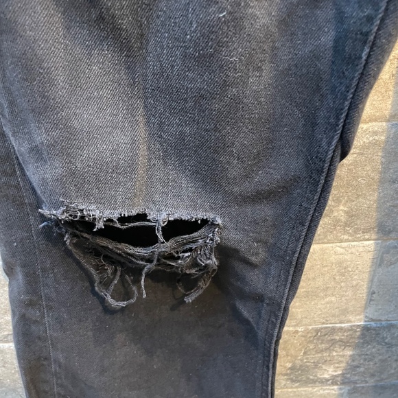 ❤️ AMERICAN EAGLE OUTFITTERS RIPPED LOW RISE BAGGY FLARE JEANS SIZE 0 SHORT - Picture 8 of 12